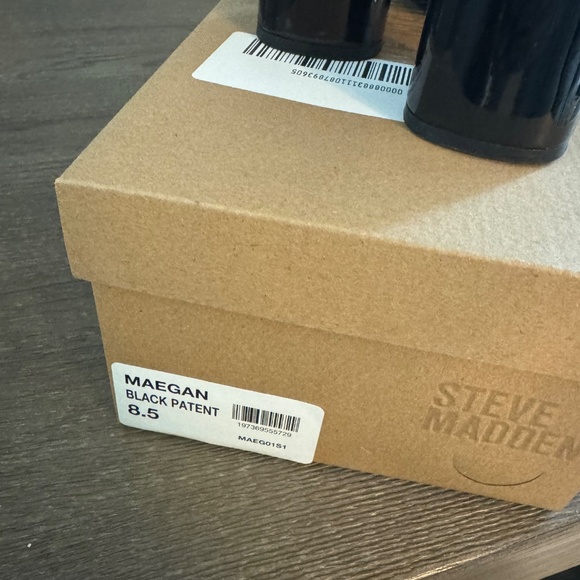 Steve Madden Maegan Black Patent Size 8.5, Brand New - Picture 3 of 3